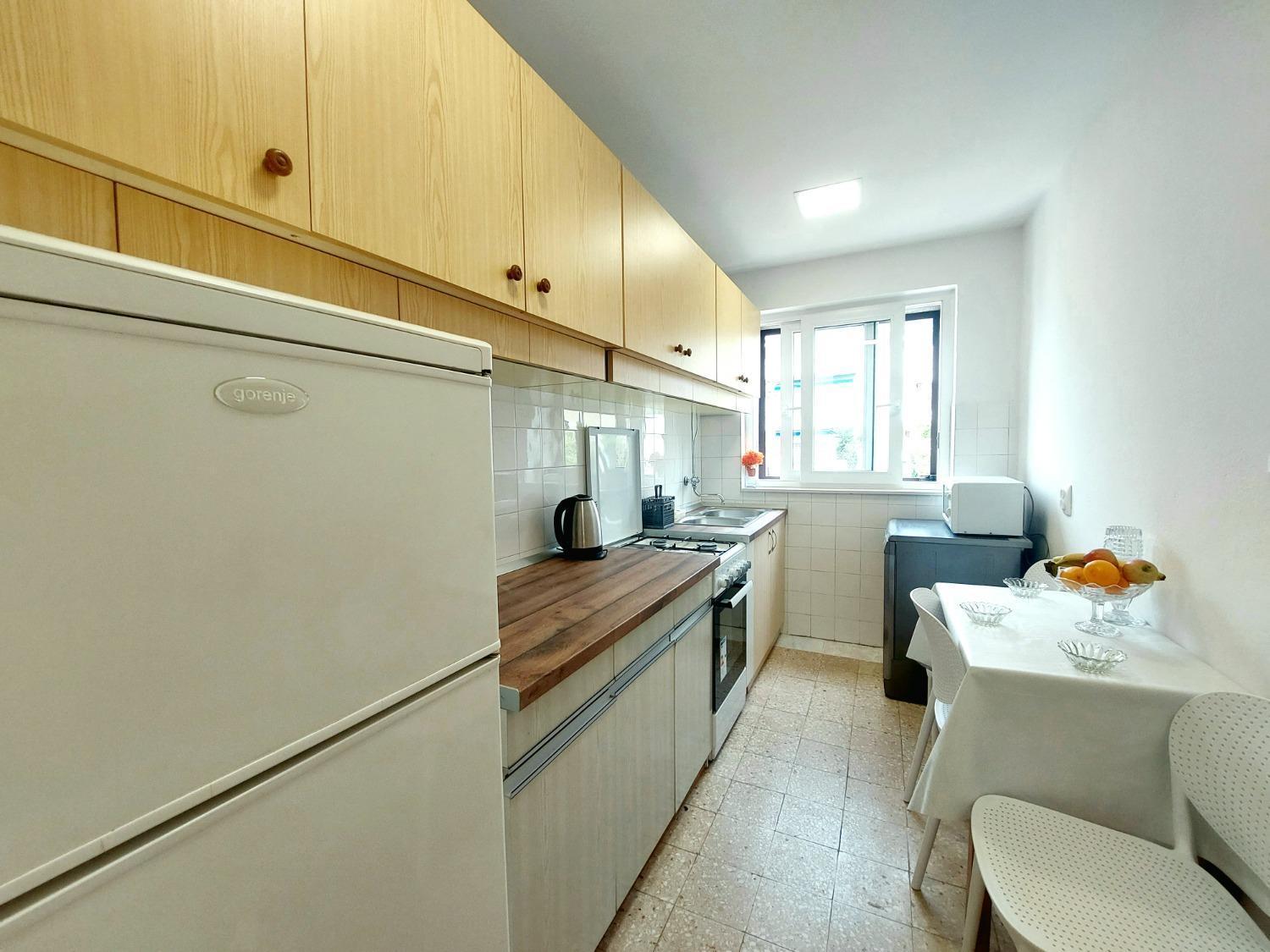 Apartment Fila - Large & Close To The Beach Makarska Exterior photo